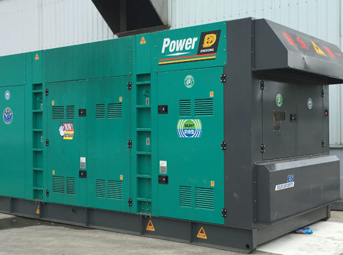 中方升级发电机组的过程中需要注意哪些安全事项？