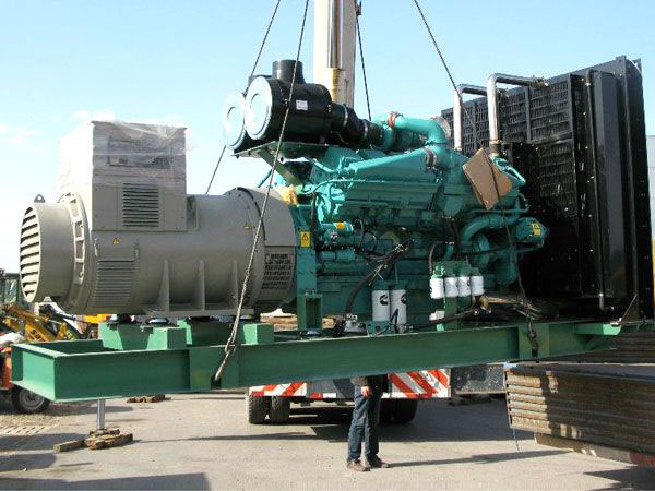 中方冬季柴油发电机启动前，如何检查燃油标号是否适配？